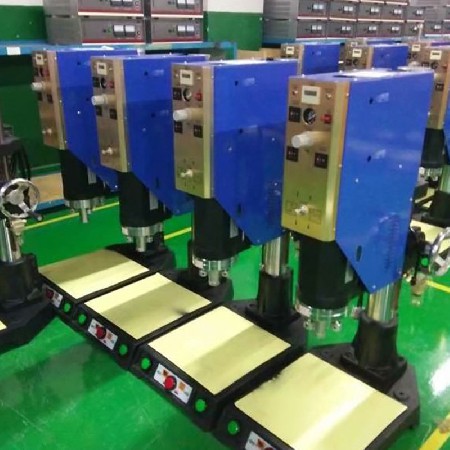 厂家大量现货超声波塑料焊接机 追频超声波焊接机